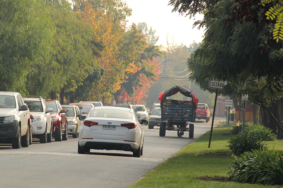 Fig. 3. Tránsito rurbano, sector UCM, Talca. Foto Afre Garrido.